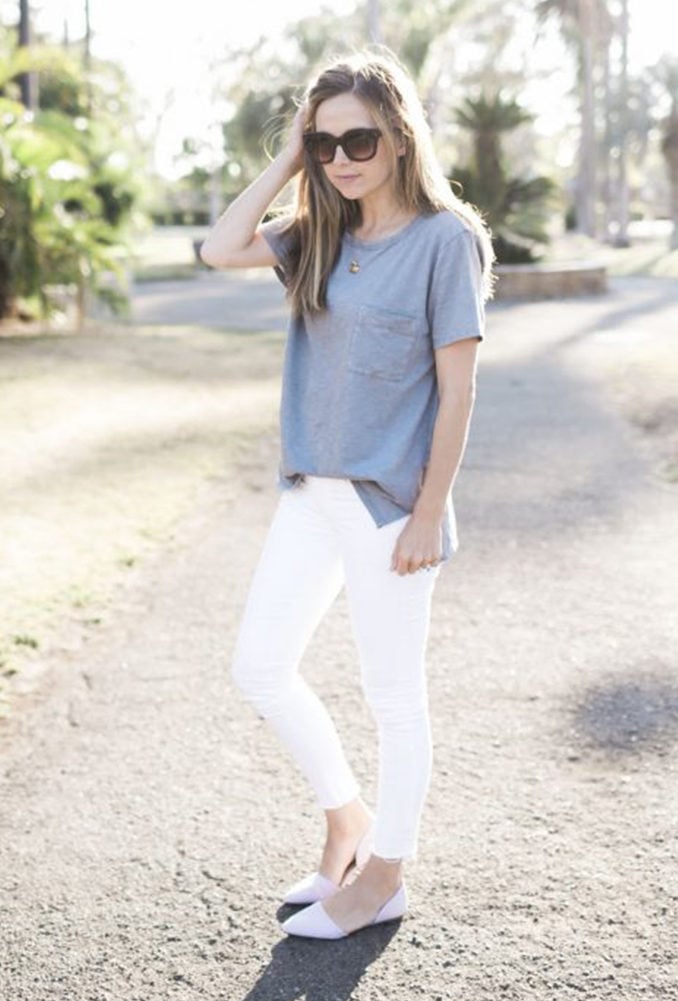 merricksort.com | basic tee and white jeans outfit