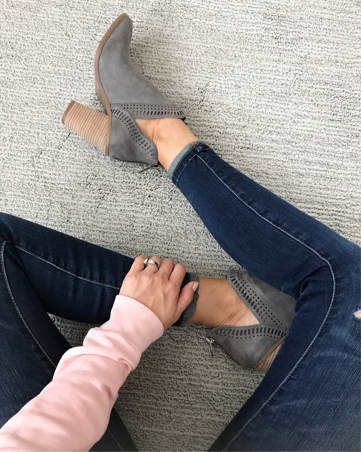 merricksort.com | gray booties