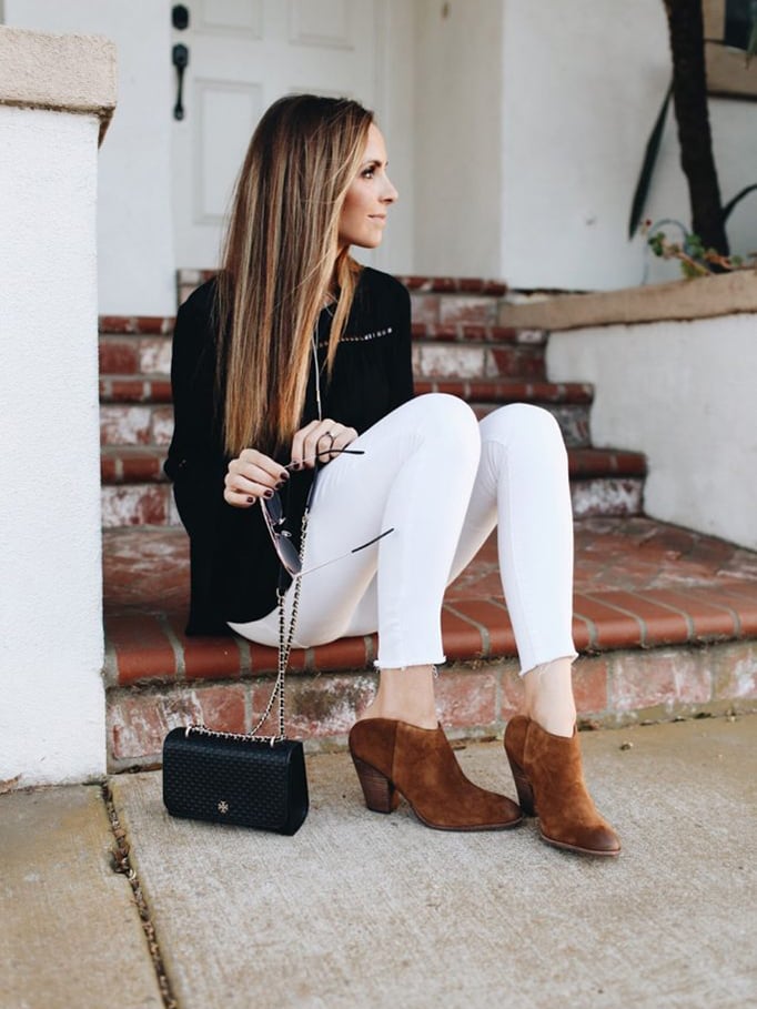 white jeans and black sweater | merricksort.com