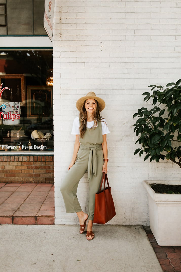 a pretty little jumpsuit you can make yourself