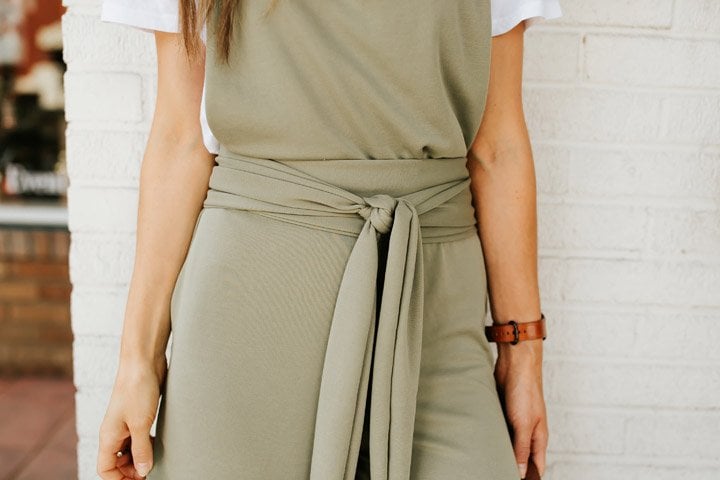 this tie waist makes it comfortable, flattering, and adds a really fun detail