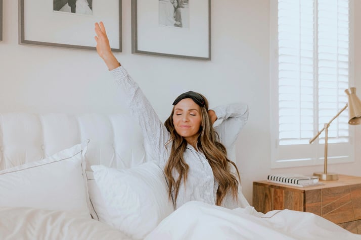 how I broke my night owl tendencies and became a morning person