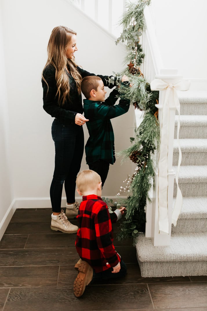 comfortable an cute holiday clothes for boys Abercrombie Kids
