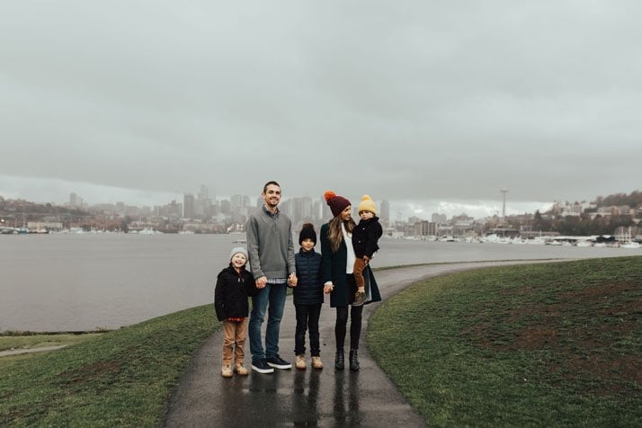 these seattle washington skyline family photos are gorgeous