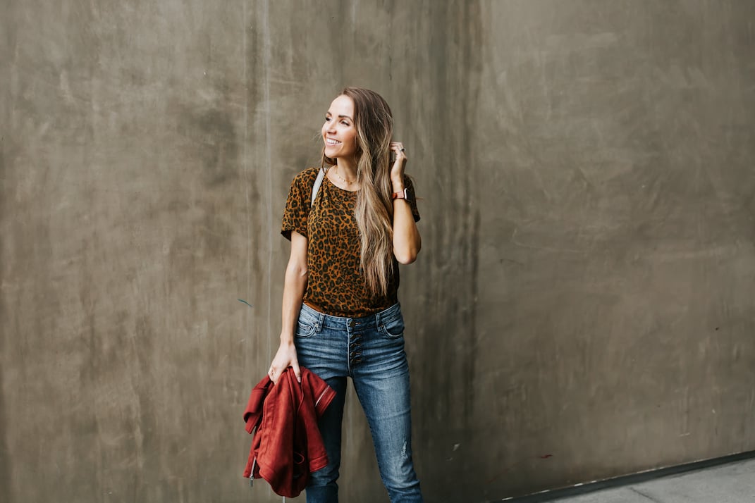 this leopard tee and cute button up jeans came in my stitchfix box!