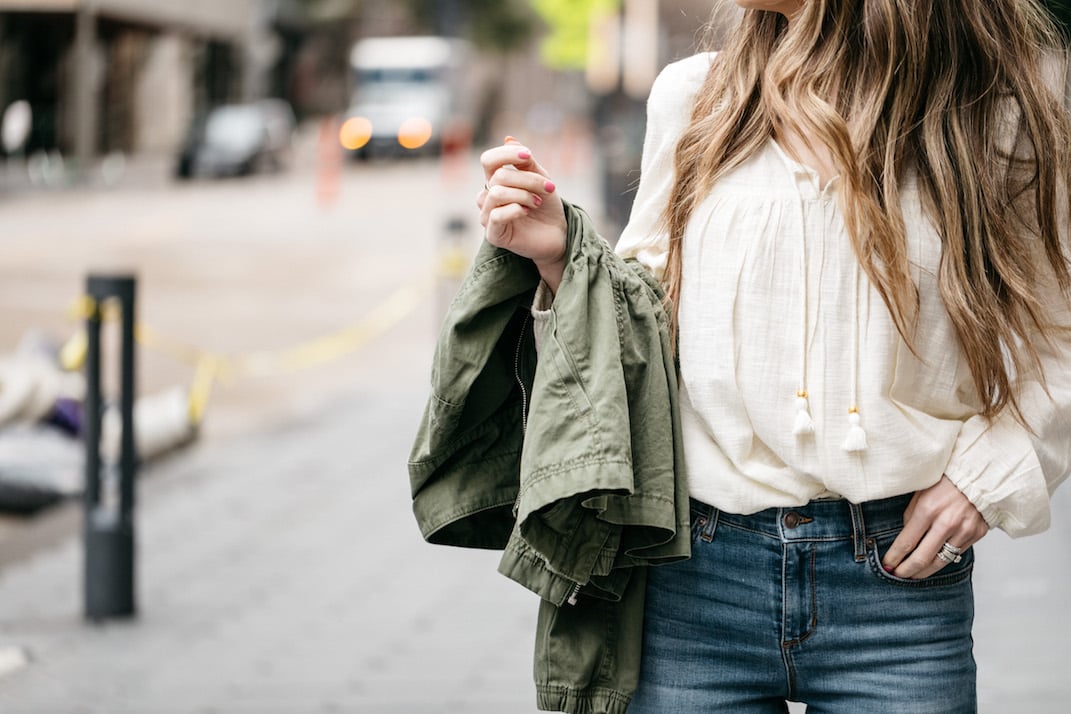 sofia vergara jeans and blouse