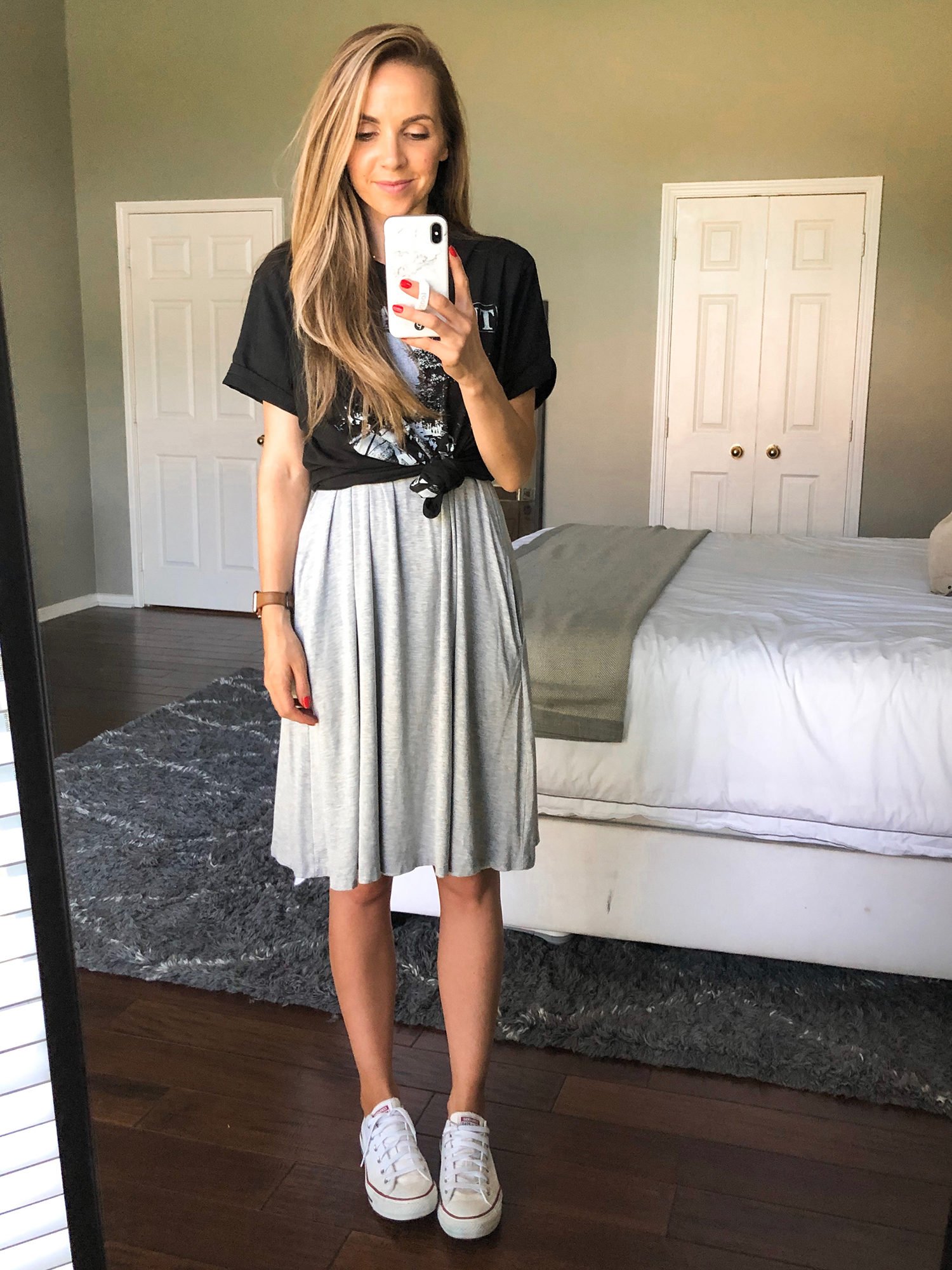 graphic tee with gray dress