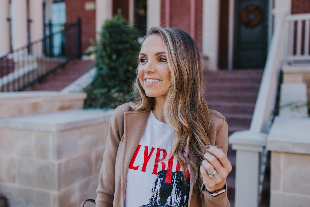 flybird graphic tee