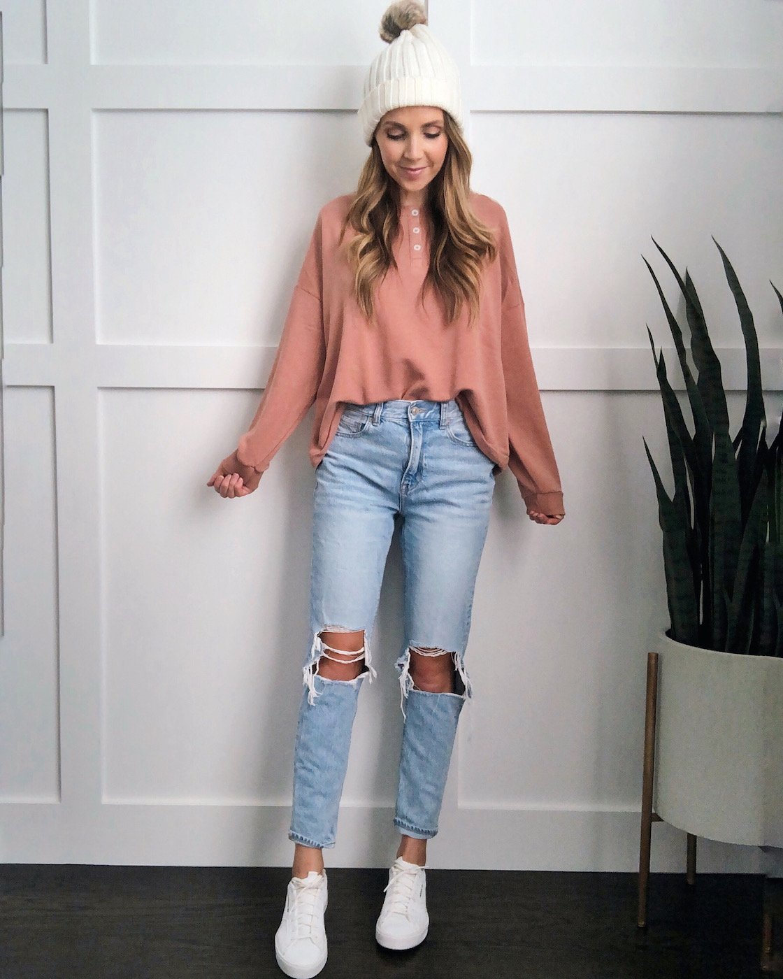 Henley sweatshirt and mom jeans