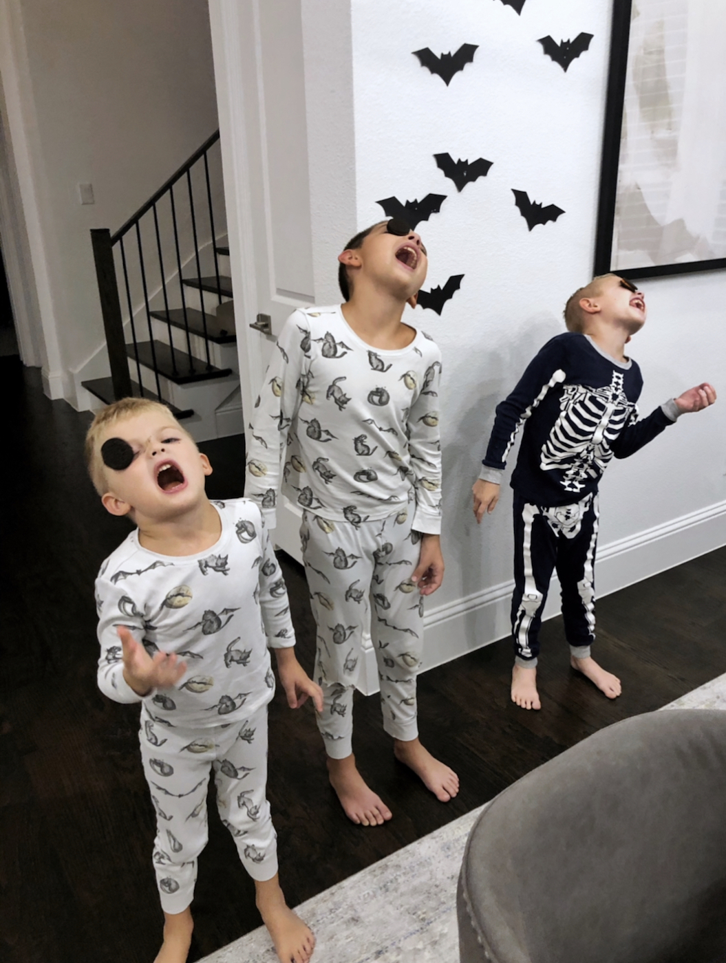 halloween minute to win it halloween games - oreo face