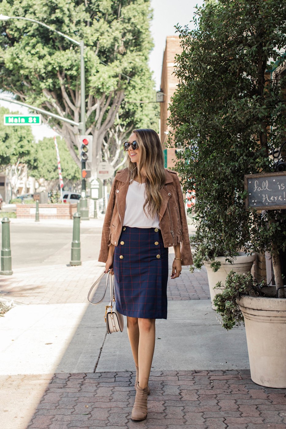 navy and tan