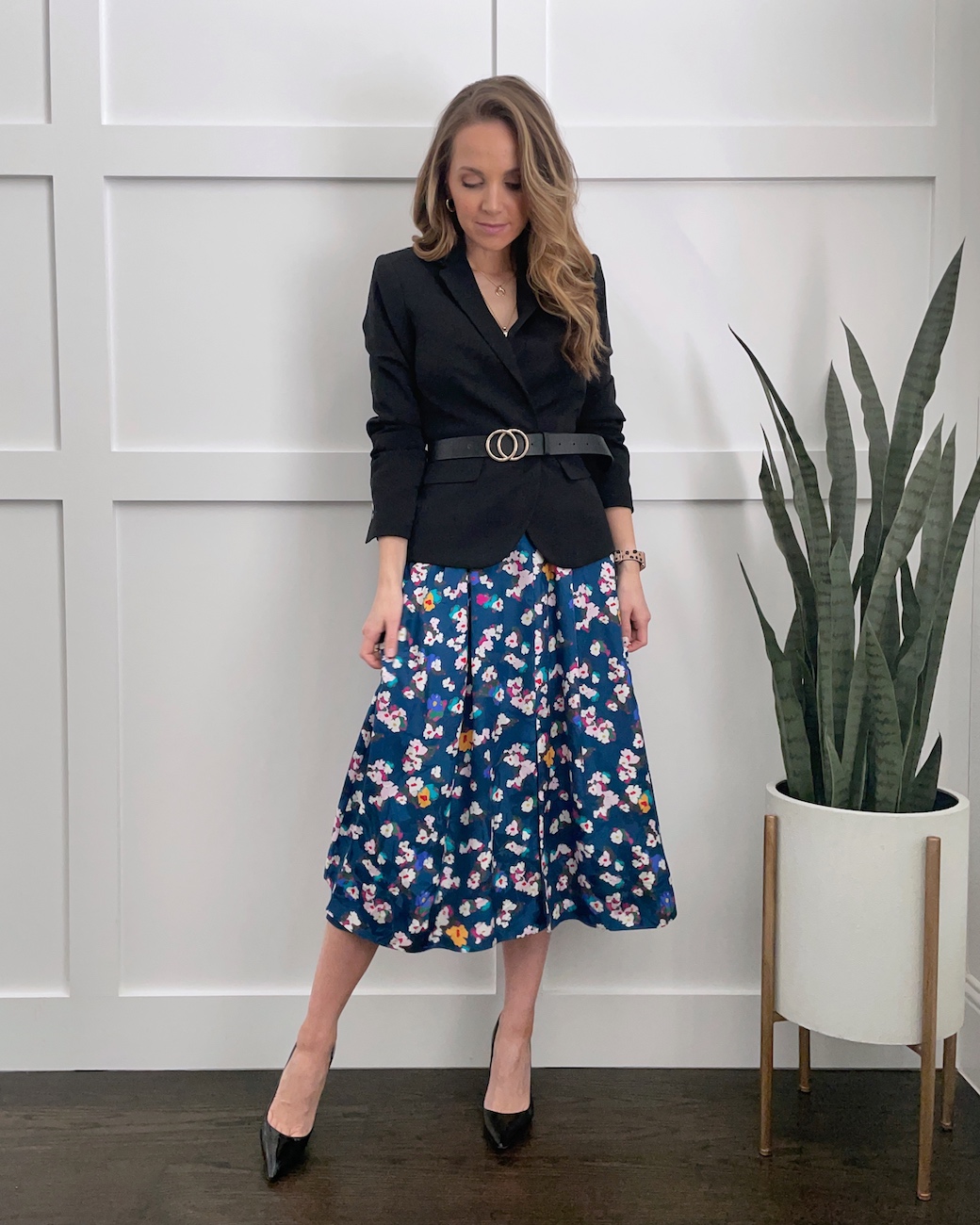 black blazer outfit