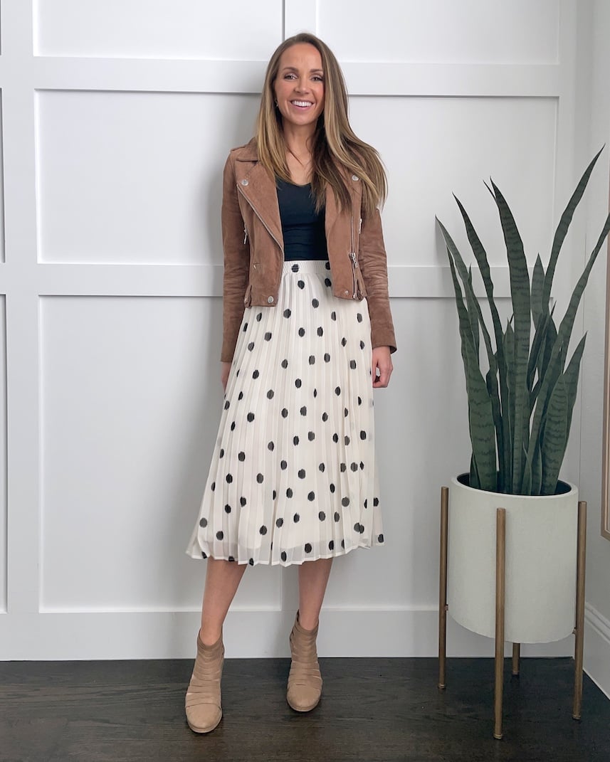 midi pleated skirt outfit ideas