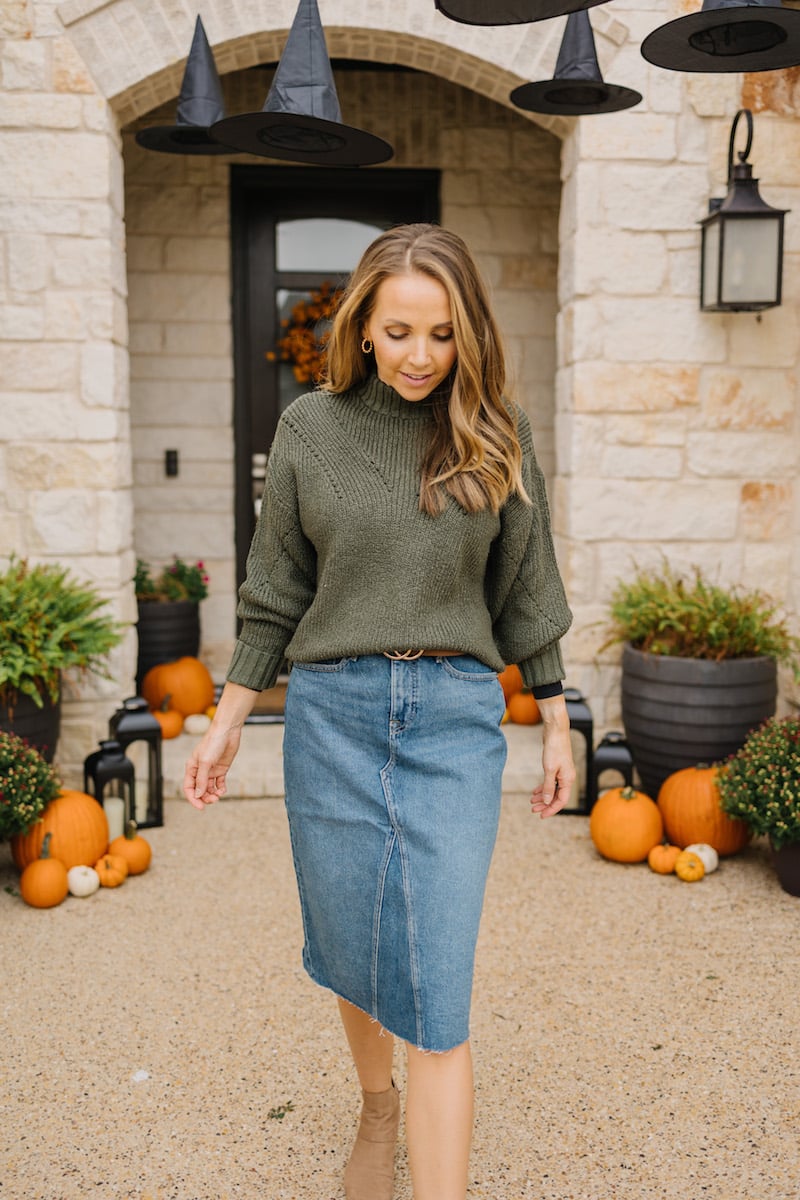 denim skirt with green skirt