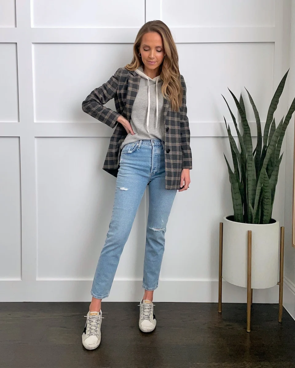 patterned-blazer-outfit