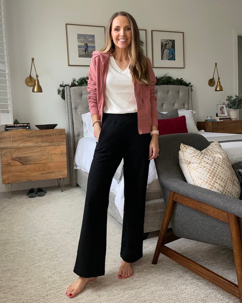 american-giant-pants-with-hoodie