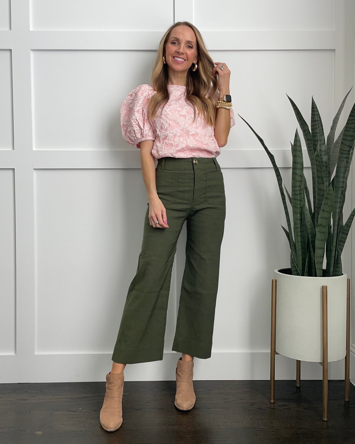 wide leg olive pants pink top