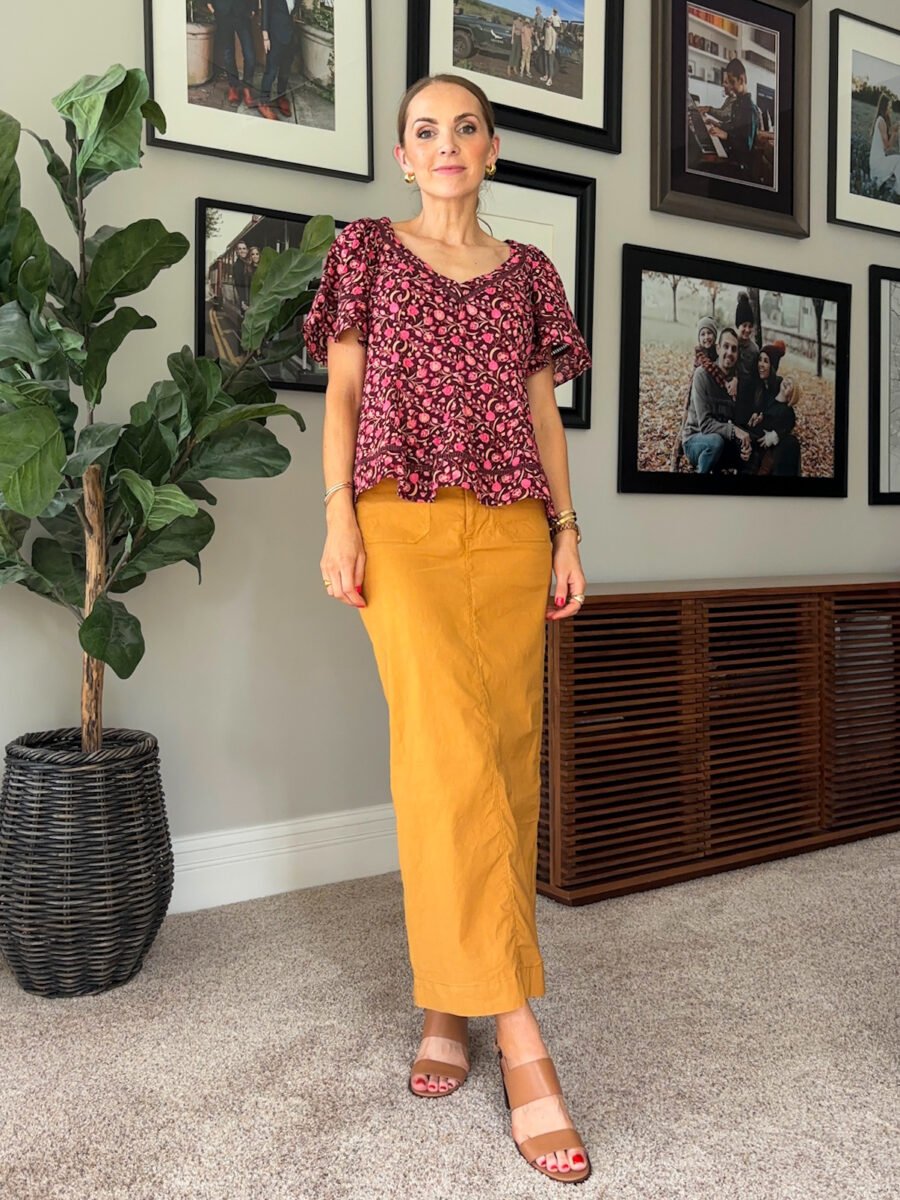 What to wear with mustard yellow, anthro colette skirt, old navy magenta floral shirt, madewell sandals