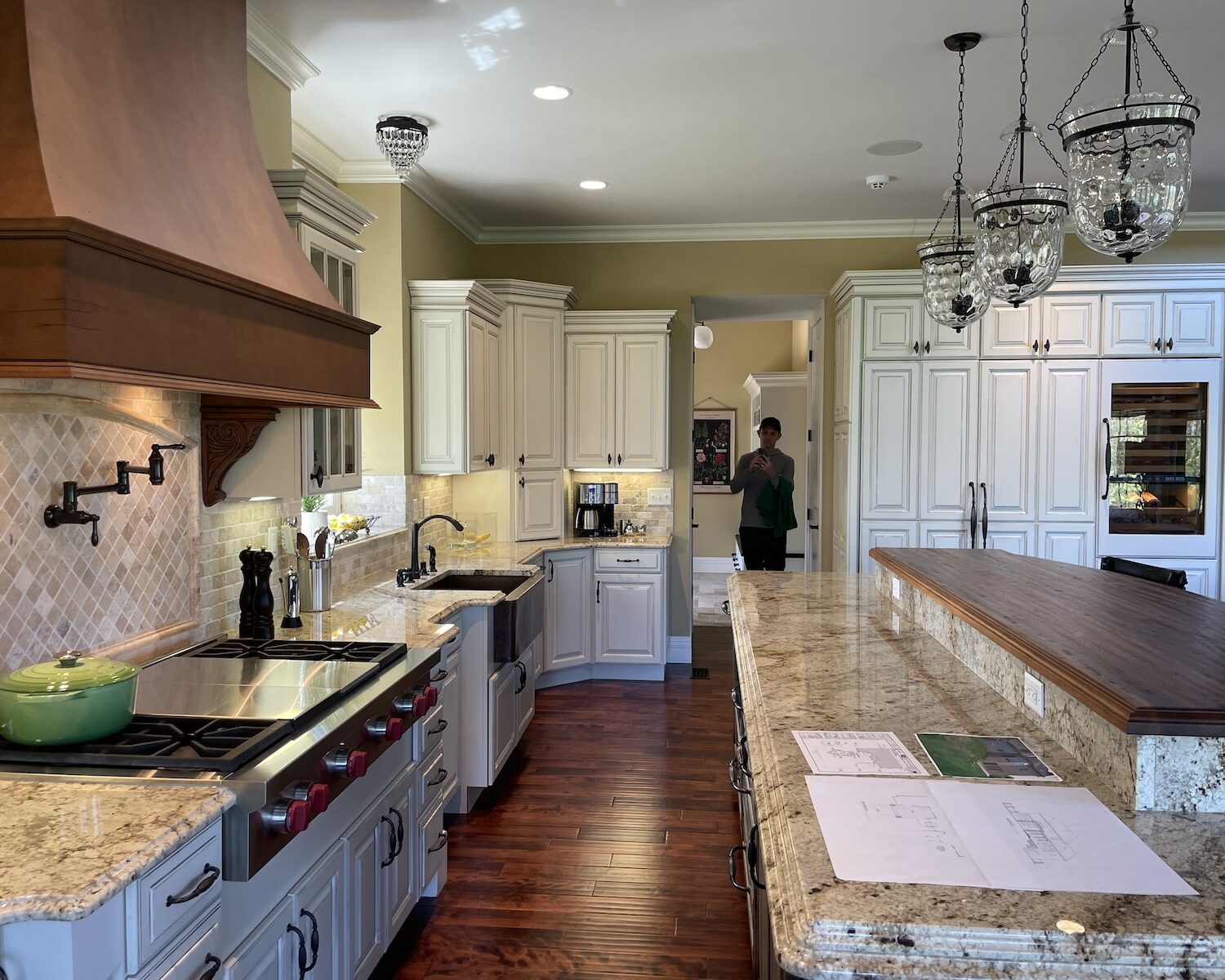 kitchen renovation before