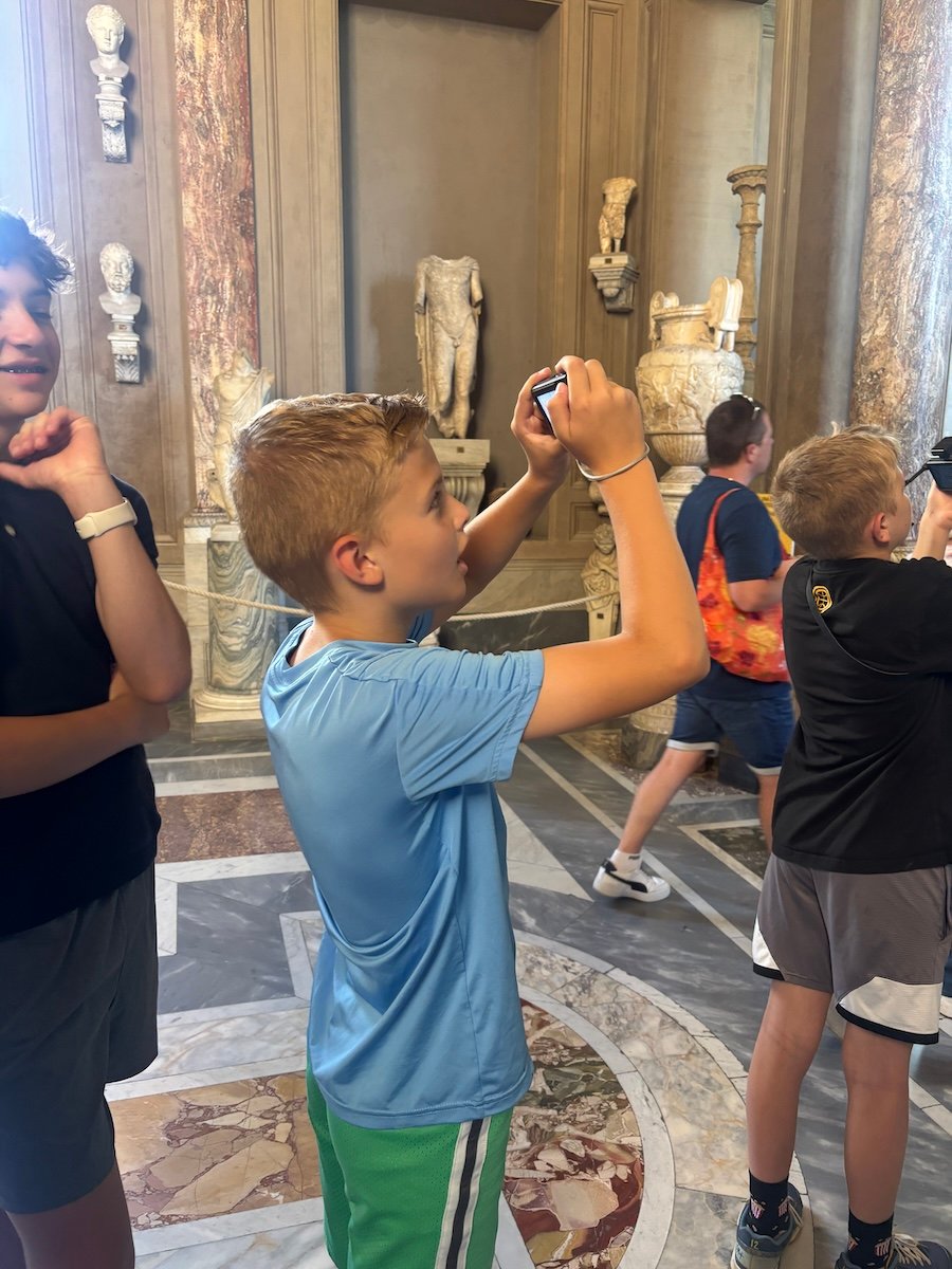 merricksart boys taking pictures